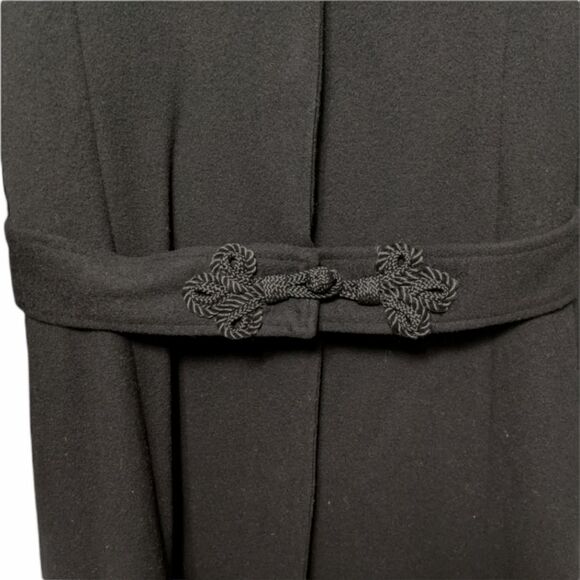 CHAIKEN Fluted Black 100% Wool Coat 6 - Picture 3 of 7